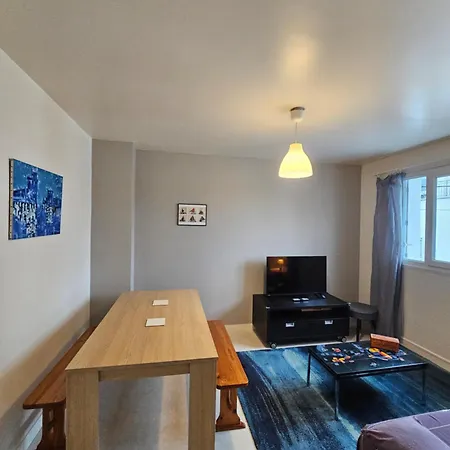 52 M2 Tours-centre Avec Local Velo * Tours